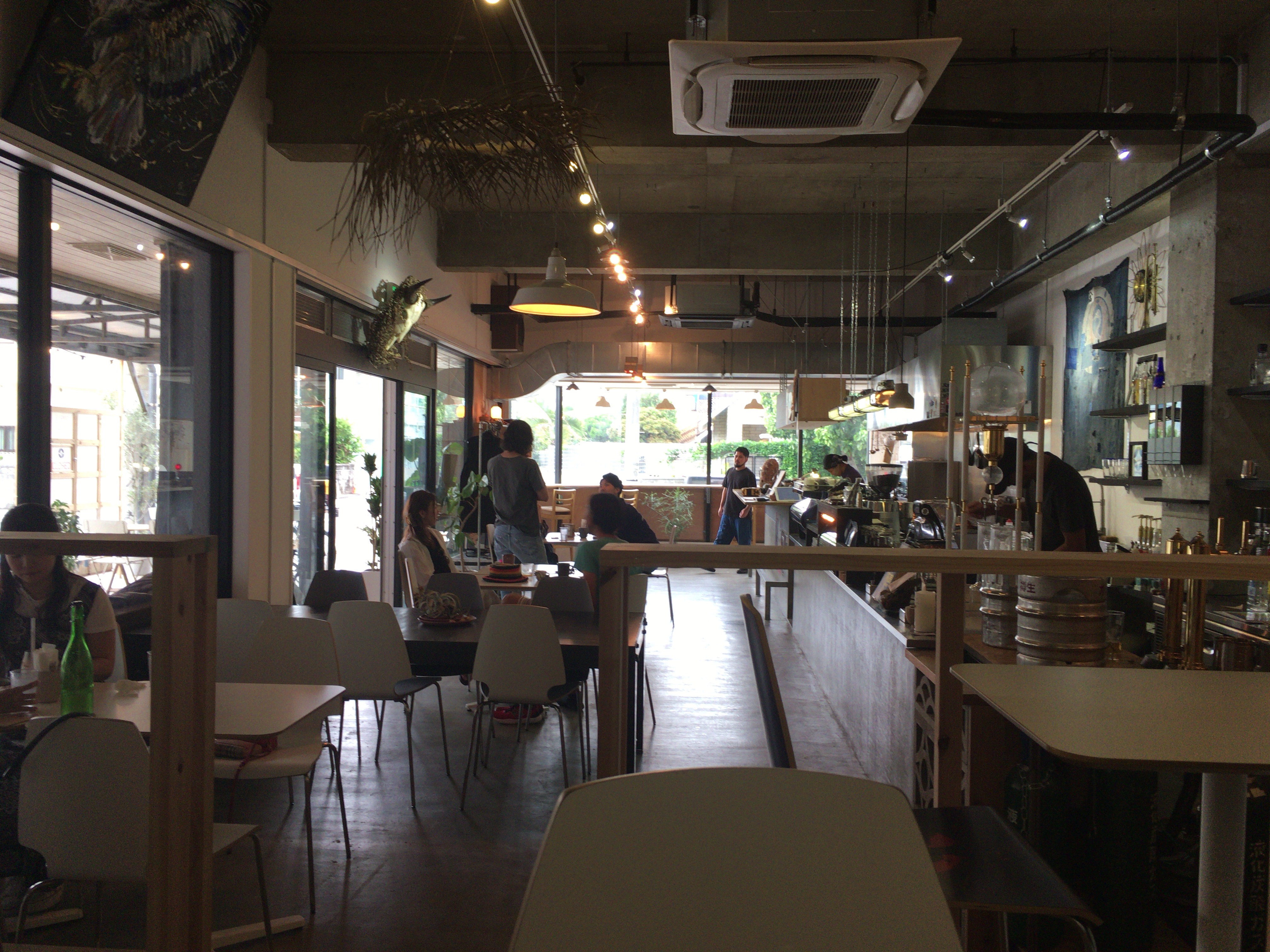 Aien Coffee Hostel 北谷砂辺にあるカフェ ホステルが快適 オキグル